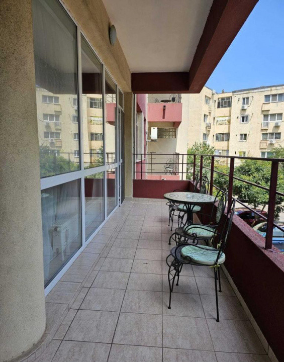 Apartament 3 camere - Faleză Nord