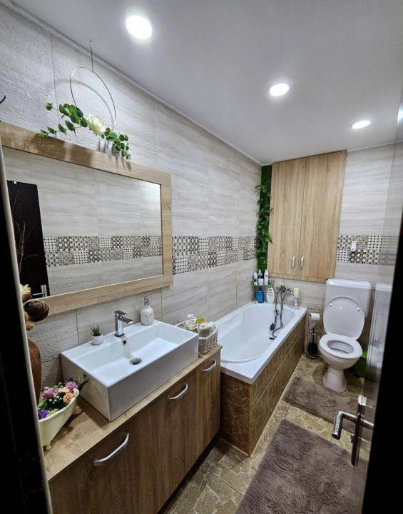 Apartament decomandat 2 camere-Baba Novac+loc de parcare 