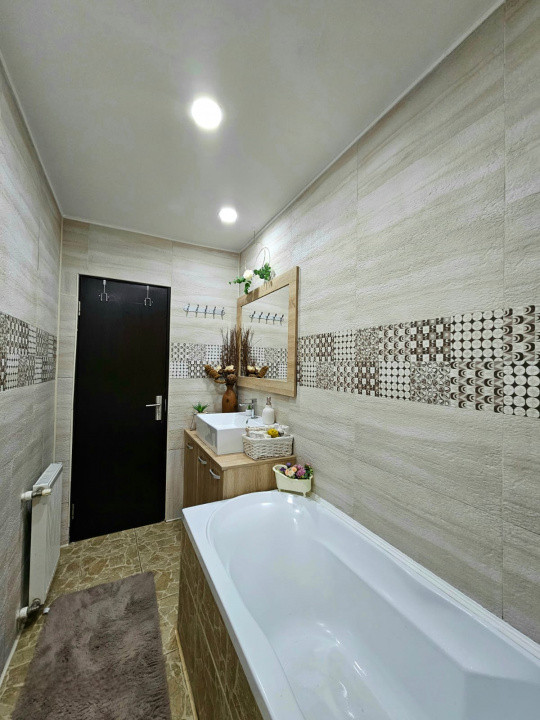 Apartament decomandat 2 camere-Baba Novac+loc de parcare 