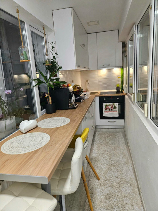 Apartament decomandat 2 camere-Baba Novac+loc de parcare 