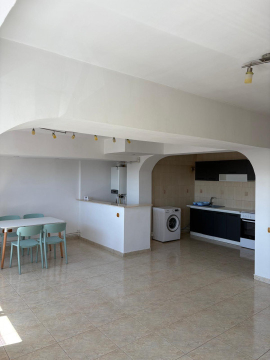 Apartament 3 camere | zona KM 4 