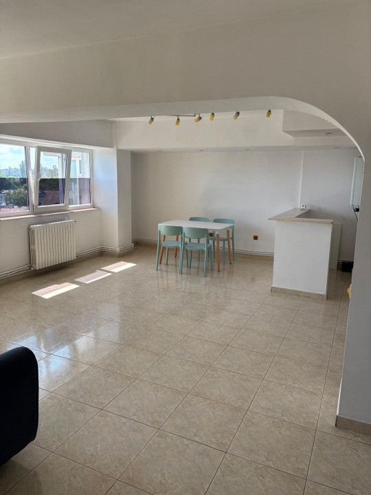 Apartament 3 camere | zona KM 4 