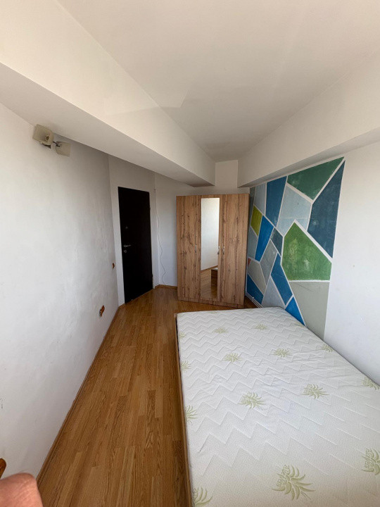 Apartament 3 camere | zona KM 4 