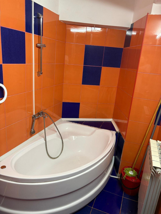 Apartament 3 camere | zona KM 4 