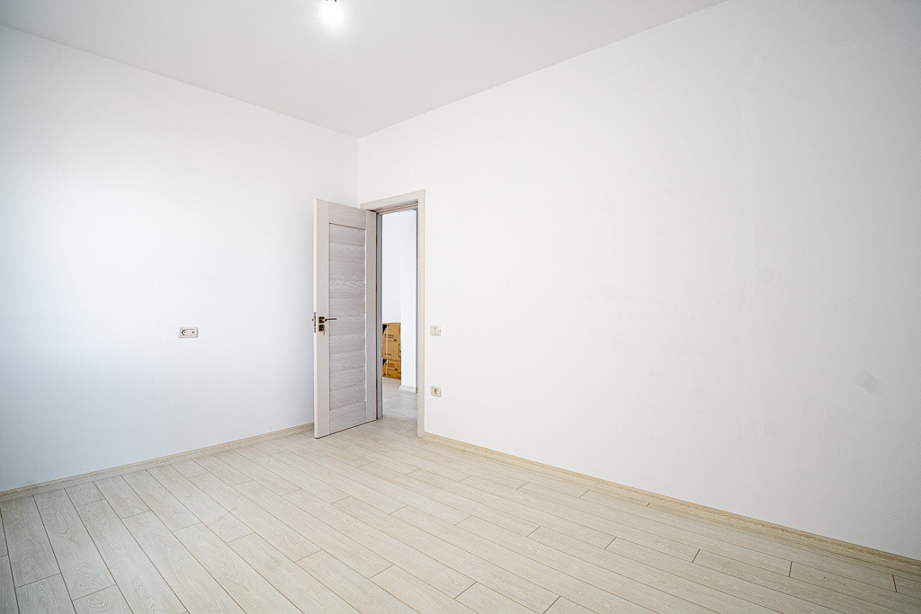 Apartament 2 camere | zona Hanul cu Peste | Vedere spre mare 